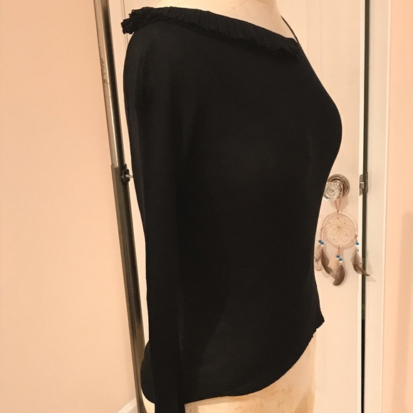 💯authentic Gucci asymmetrical shoulder top 💯silk - Picture 5 of 9